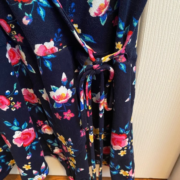 Floral tank top from faith & joy, women’s small - Picture 5 of 7